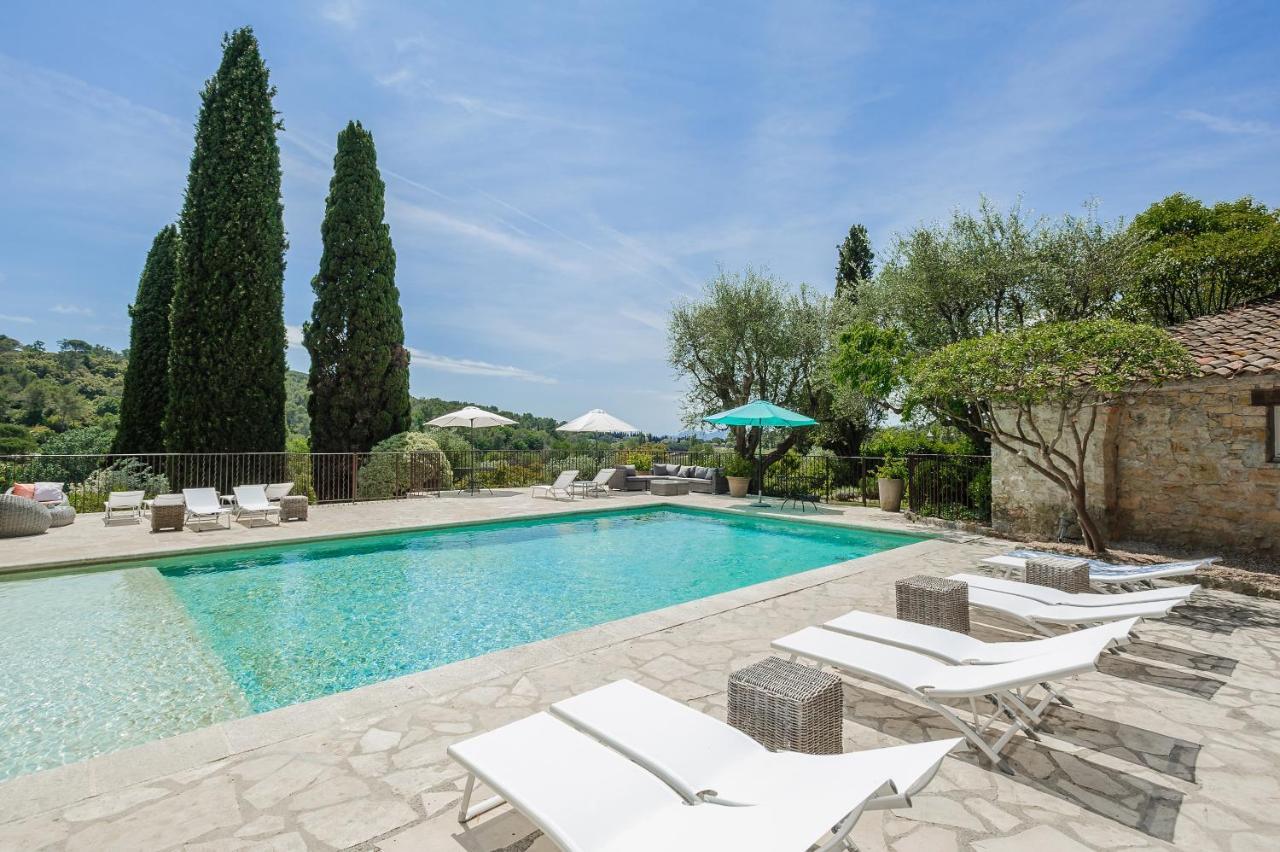 Le Manoir De L'Etang Hotell Mougins Exteriör bild