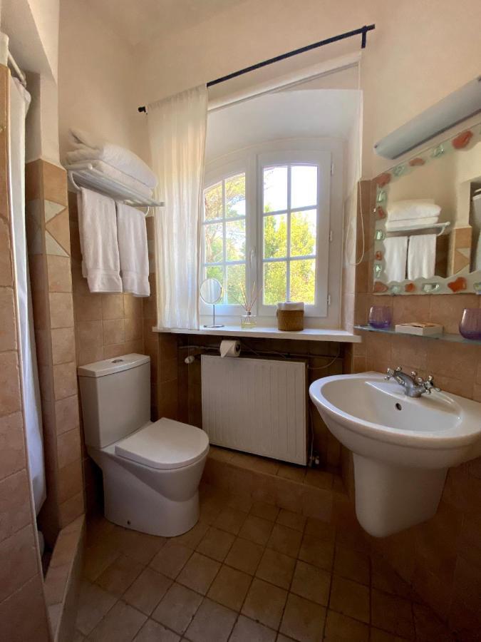 Le Manoir De L'Etang Hotell Mougins Exteriör bild