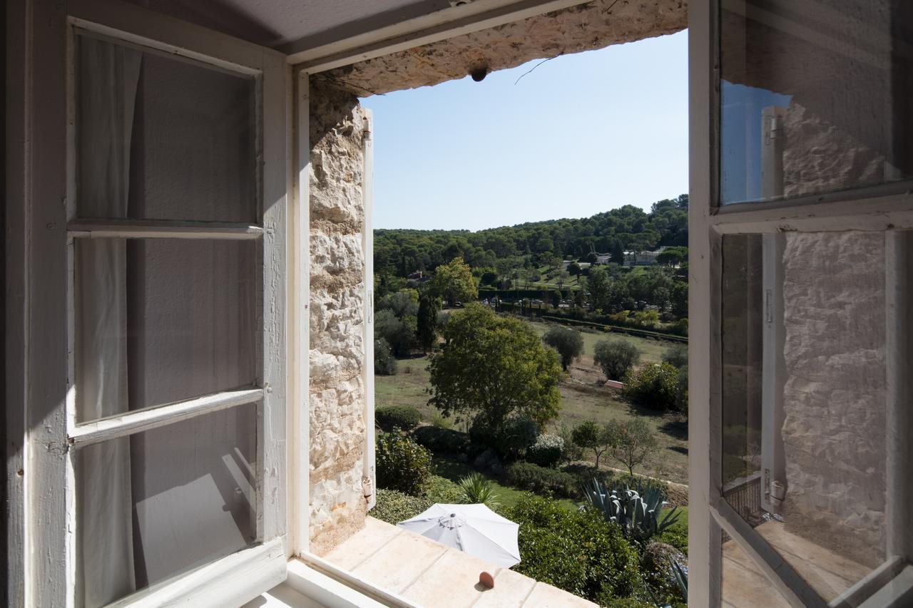 Le Manoir De L'Etang Hotell Mougins Exteriör bild