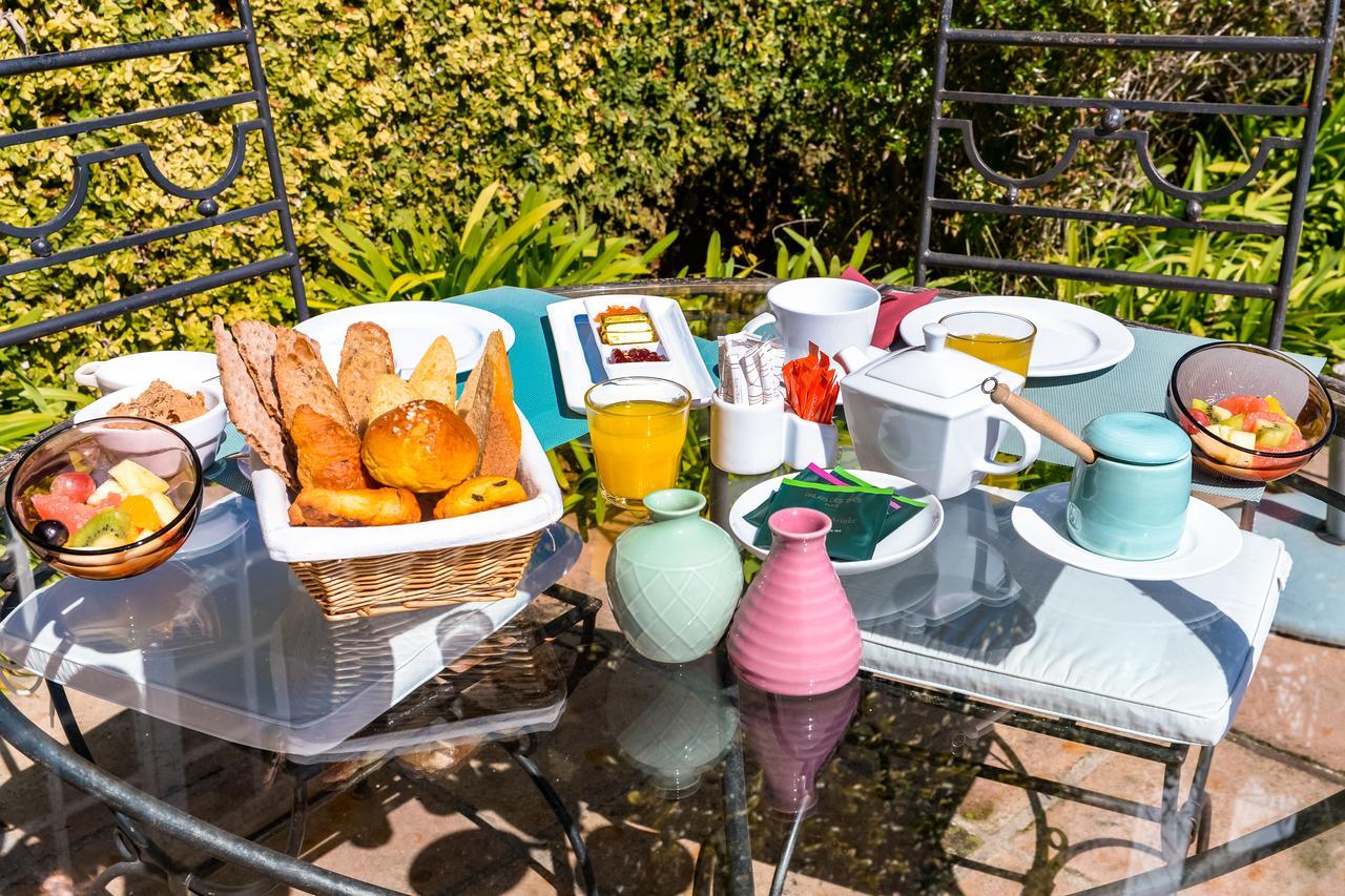 Le Manoir De L'Etang Hotell Mougins Exteriör bild